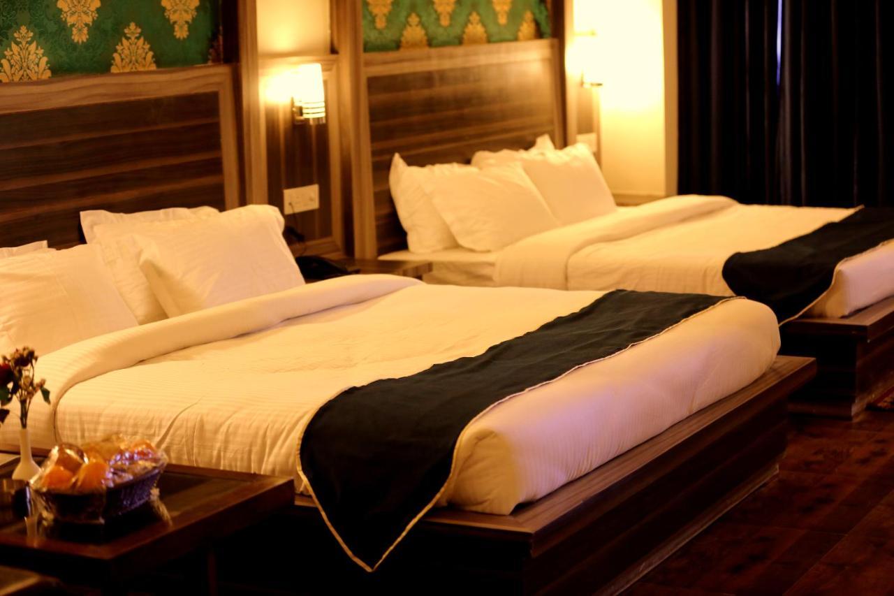 Hotel Grand Sharan Катра Екстериор снимка