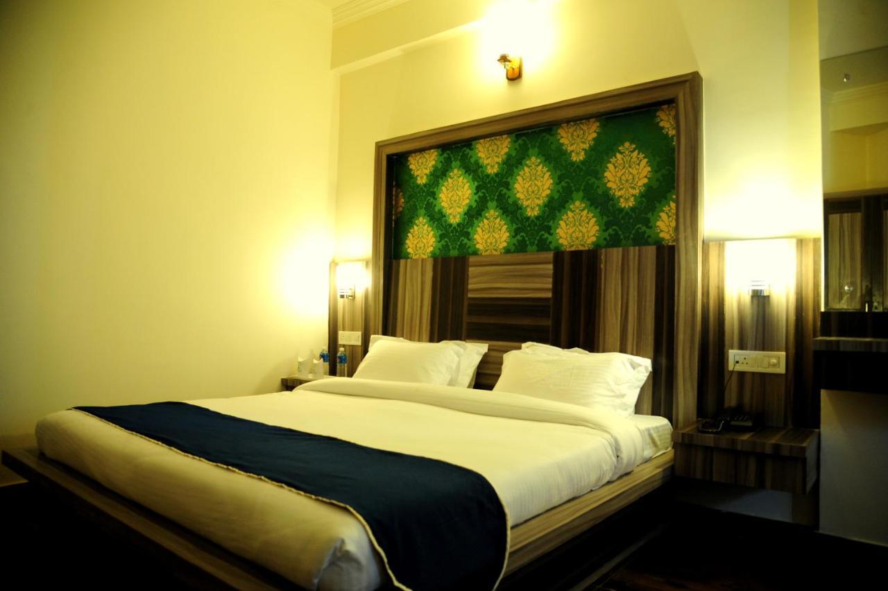 Hotel Grand Sharan Катра Екстериор снимка