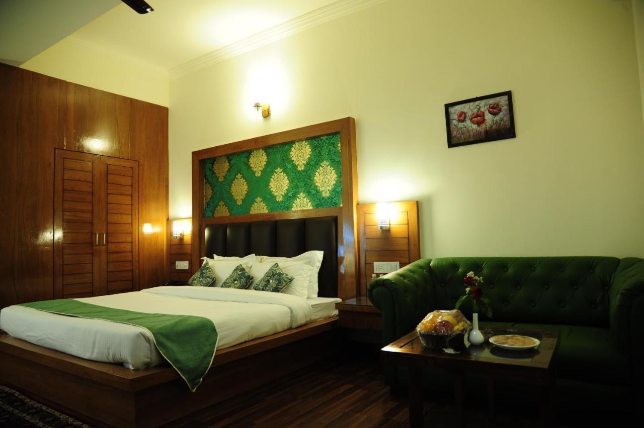Hotel Grand Sharan Катра Екстериор снимка